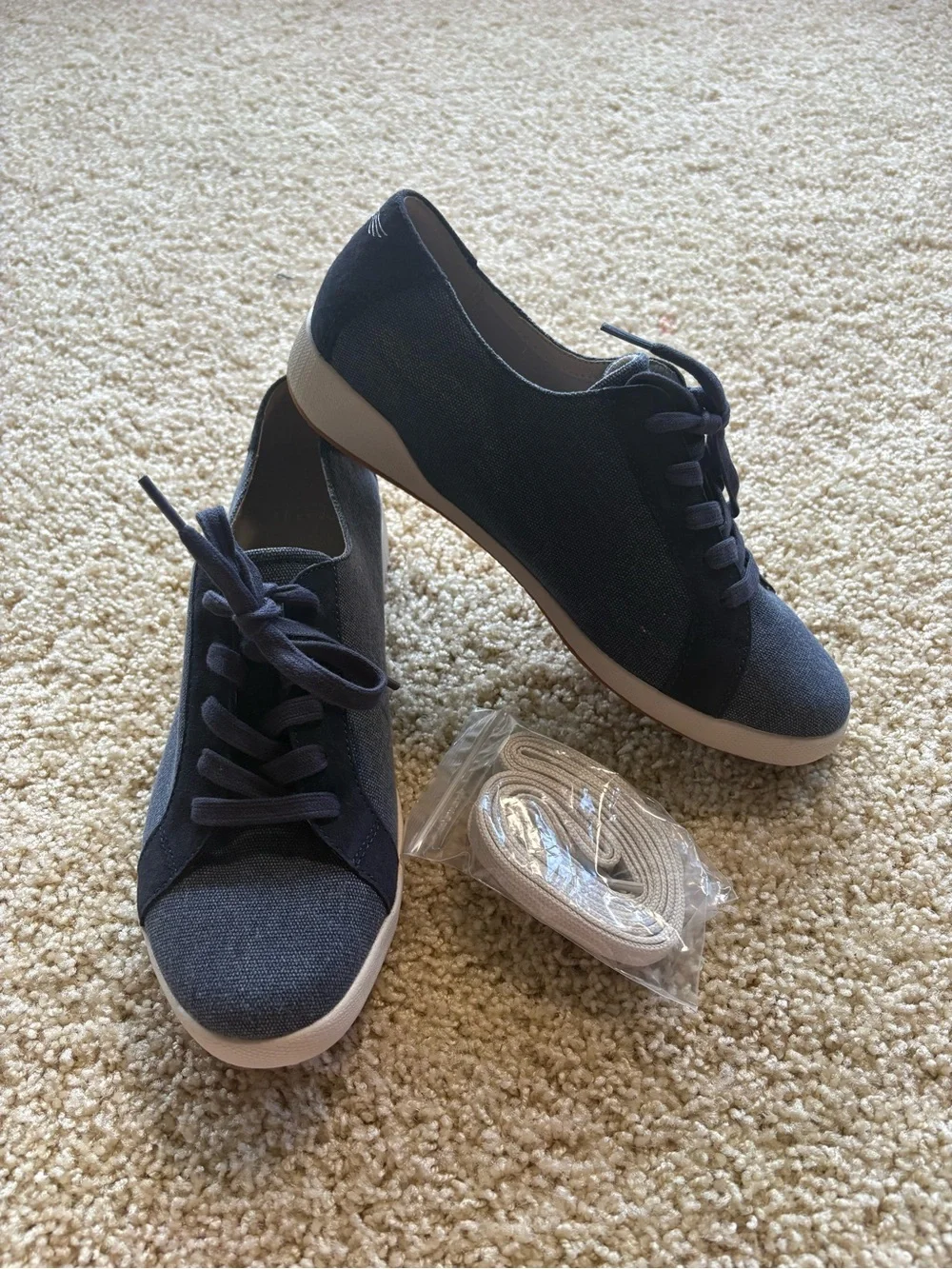 Dansko Olisa Navy Canvas Lace Up Comfort Sneakers EU 40 US 9.5-10